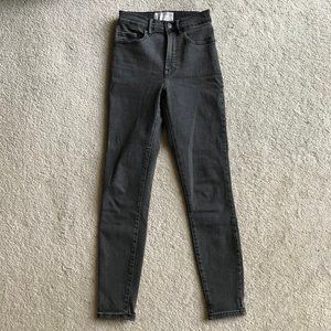 Everlane High Rise Ankle Jeans 24
